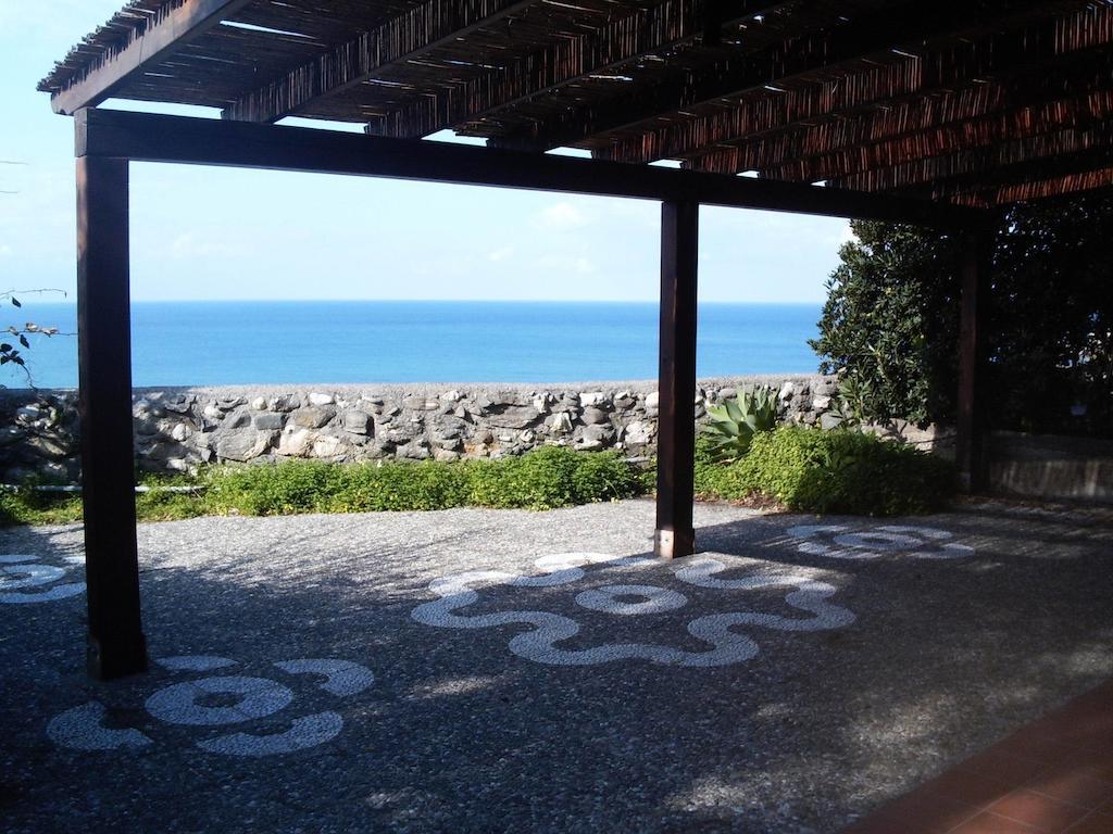 Residence Covo Degli Dei Milazzo Exterior foto